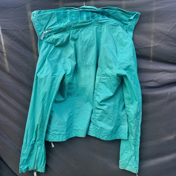 OG Bench Jacket - Picture 2 of 3